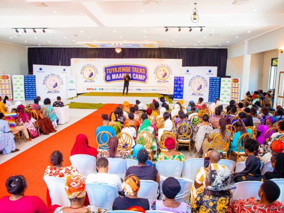 Tuyajenge Talk